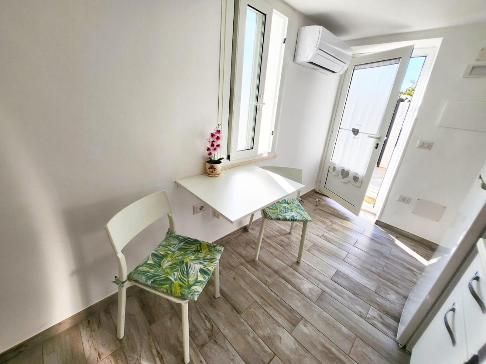 Casa Al Mare Orchidea - Motoparking - Wifi Free - Ac Cala Gonone Buitenkant foto