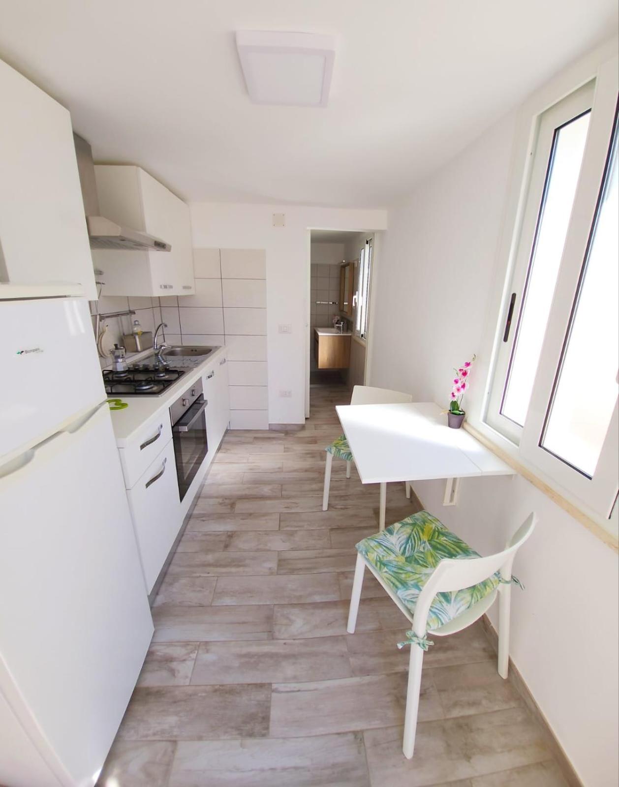 Casa Al Mare Orchidea - Motoparking - Wifi Free - Ac Cala Gonone Buitenkant foto